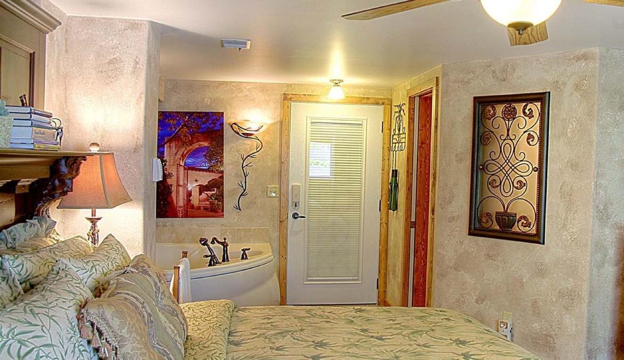 Prairieside Suites Luxury Bed & Breakfast Grandville Extérieur photo