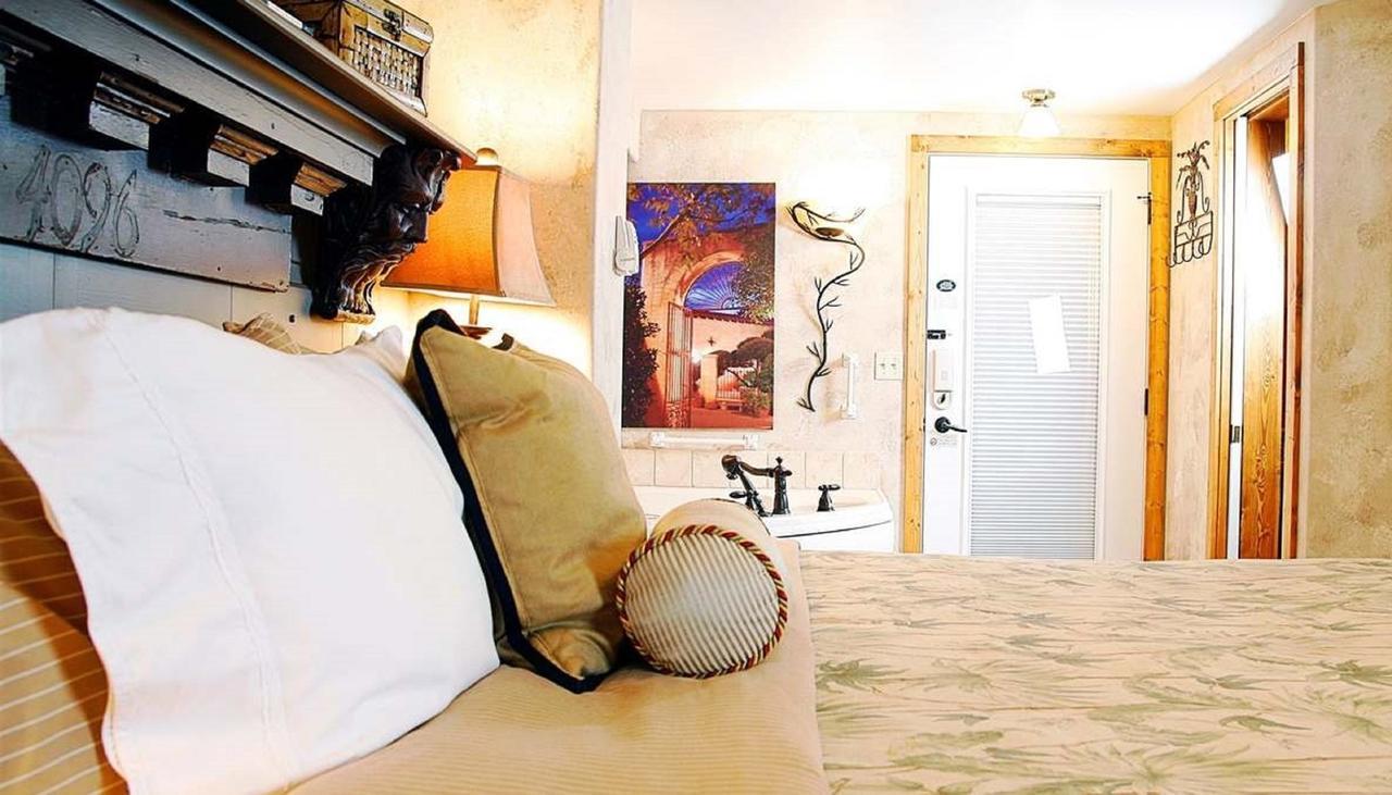 Prairieside Suites Luxury Bed & Breakfast Grandville Extérieur photo