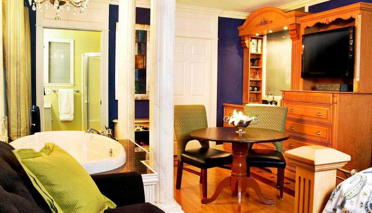 Prairieside Suites Luxury Bed & Breakfast Grandville Extérieur photo